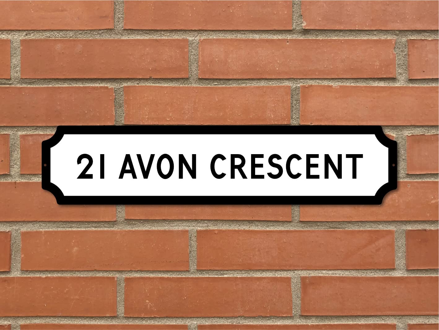 Personalised ANY TEXT Street Sign on METAL. Various sizes of Plaque Outdoors or Indoors Use. Door Wall Vintage Railway Gift Idea (405mm x 90mm, Black Text on White)