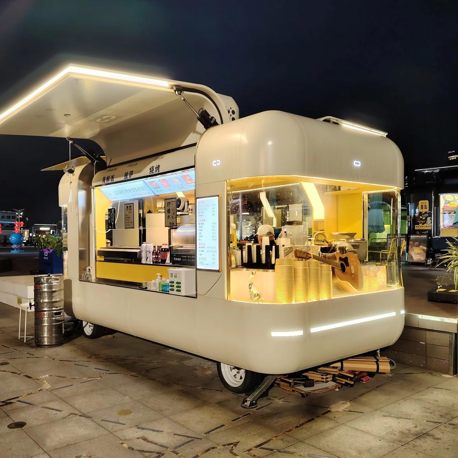 New Type Street Selling Coffee Van Catering Cart Burgers Fries Ice Cream Bus Truck Mobile Food Trailer with Full Kitchen