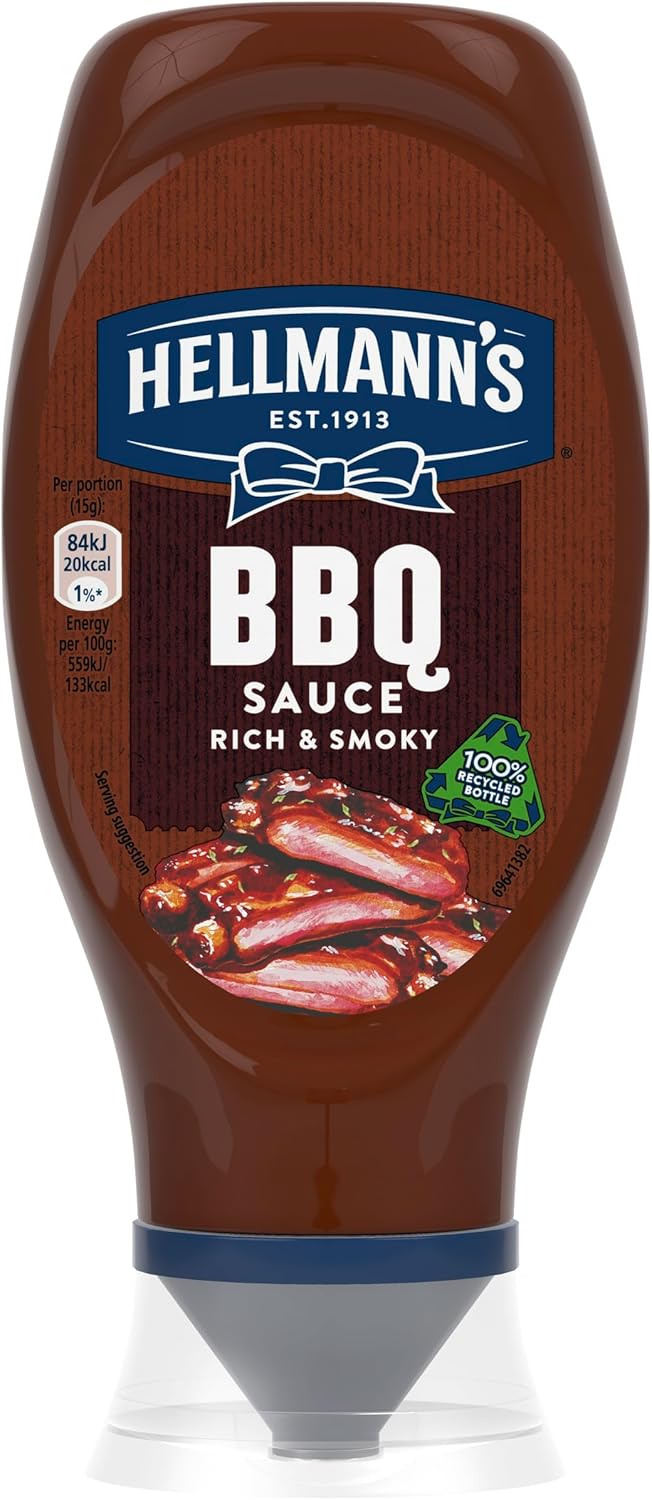 Hellmann's Rich & Smoky BBQ Sauce Condiment squeeze bottle made of 100% recycled plastic for burgers, chicken and chips 490 g