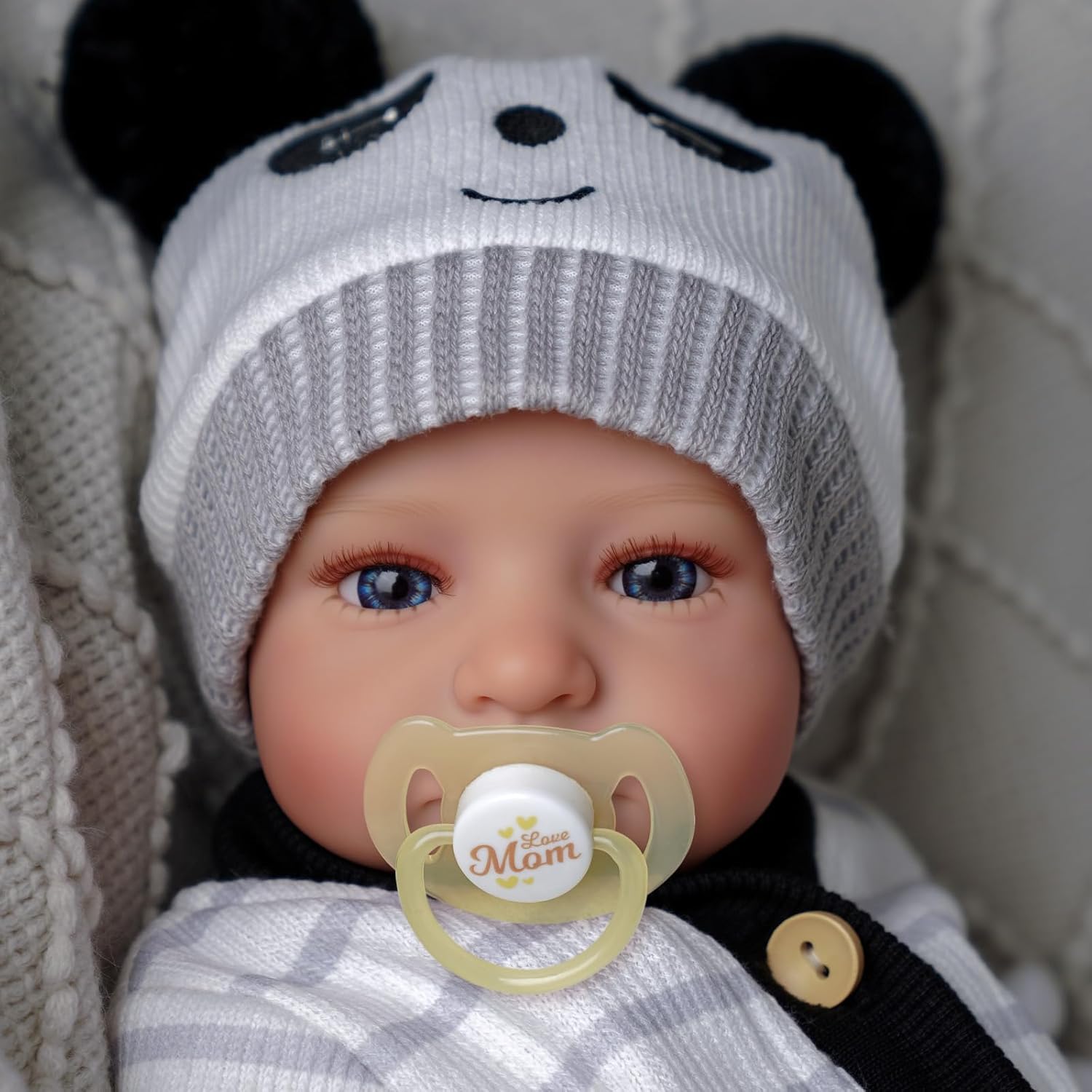 JIZHI Realistic Reborn Baby Doll - 20 Inch Lifelike Newborn Doll with Soft Cloth Body, Gift Box for Kids Age 3+