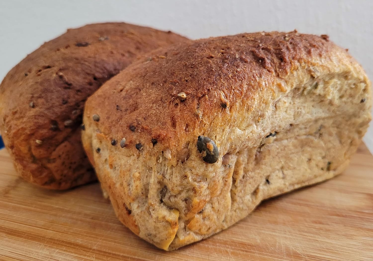 Mix for 1 Keto Friendly 375g Bakery Bread Loaf, Coconut, Almond and wholewheat seeded with 0.8g Net Carbs Per Slice. 6.8g protein per 2 slices