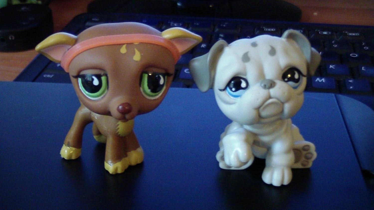 Littlest Pet Shop Pet Pairs Greyhound & Bulldog