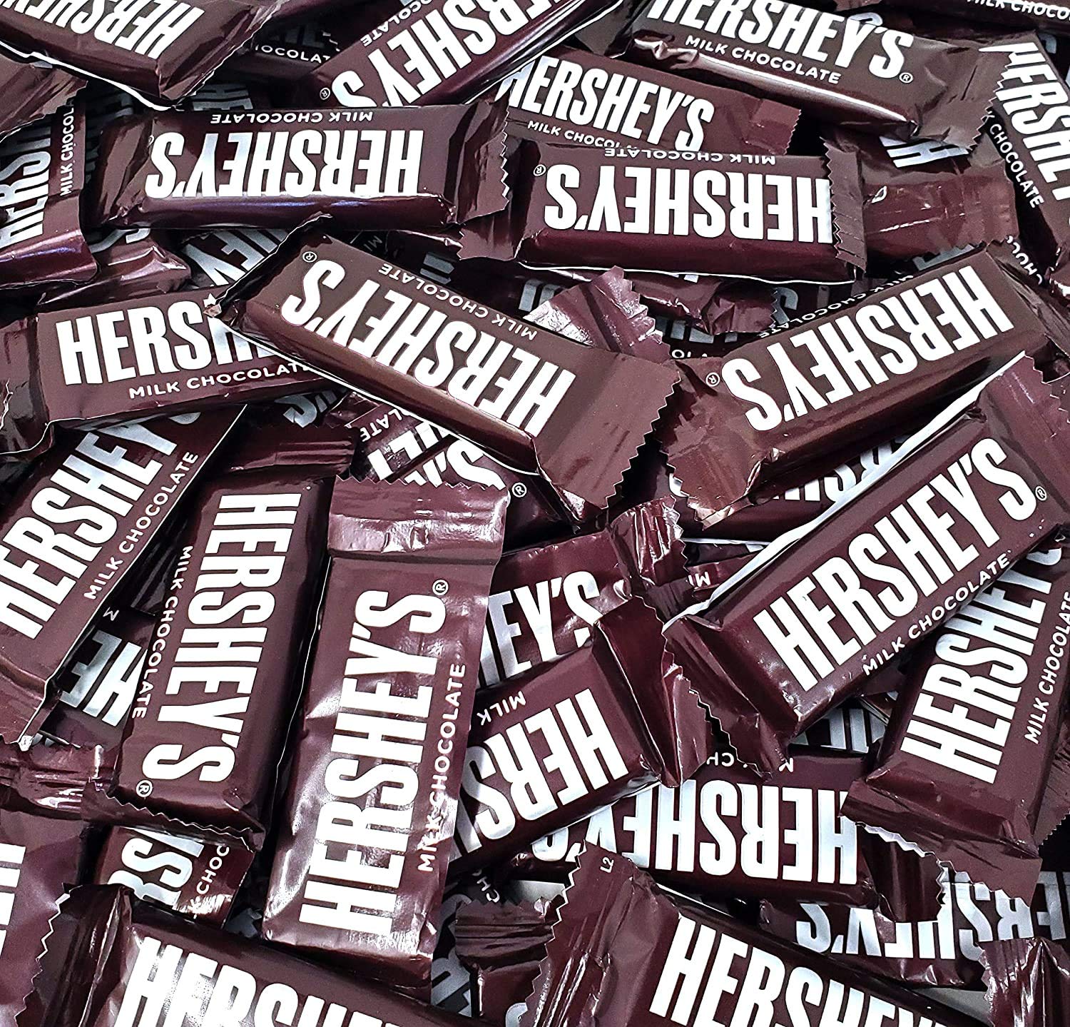 Hershey's Milk Chocolate Bars, Individually Wrapped Snack Size Chocolate Candy, Original Hershey Bars, Bulk Pack Of 2 Pounds