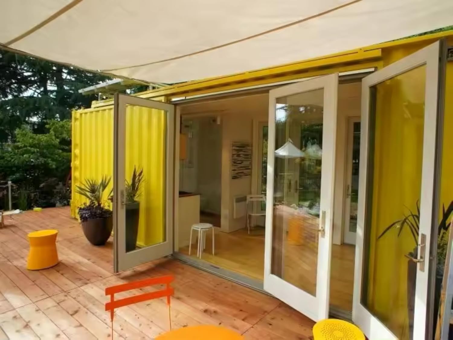 Tiny Prefab Luxury Home to Live in_Container Movable House with 1 Bathroom, 1 Bedroom & 1 Kitchen- for Small Family, Modular Guest House – 20 FT Customizable