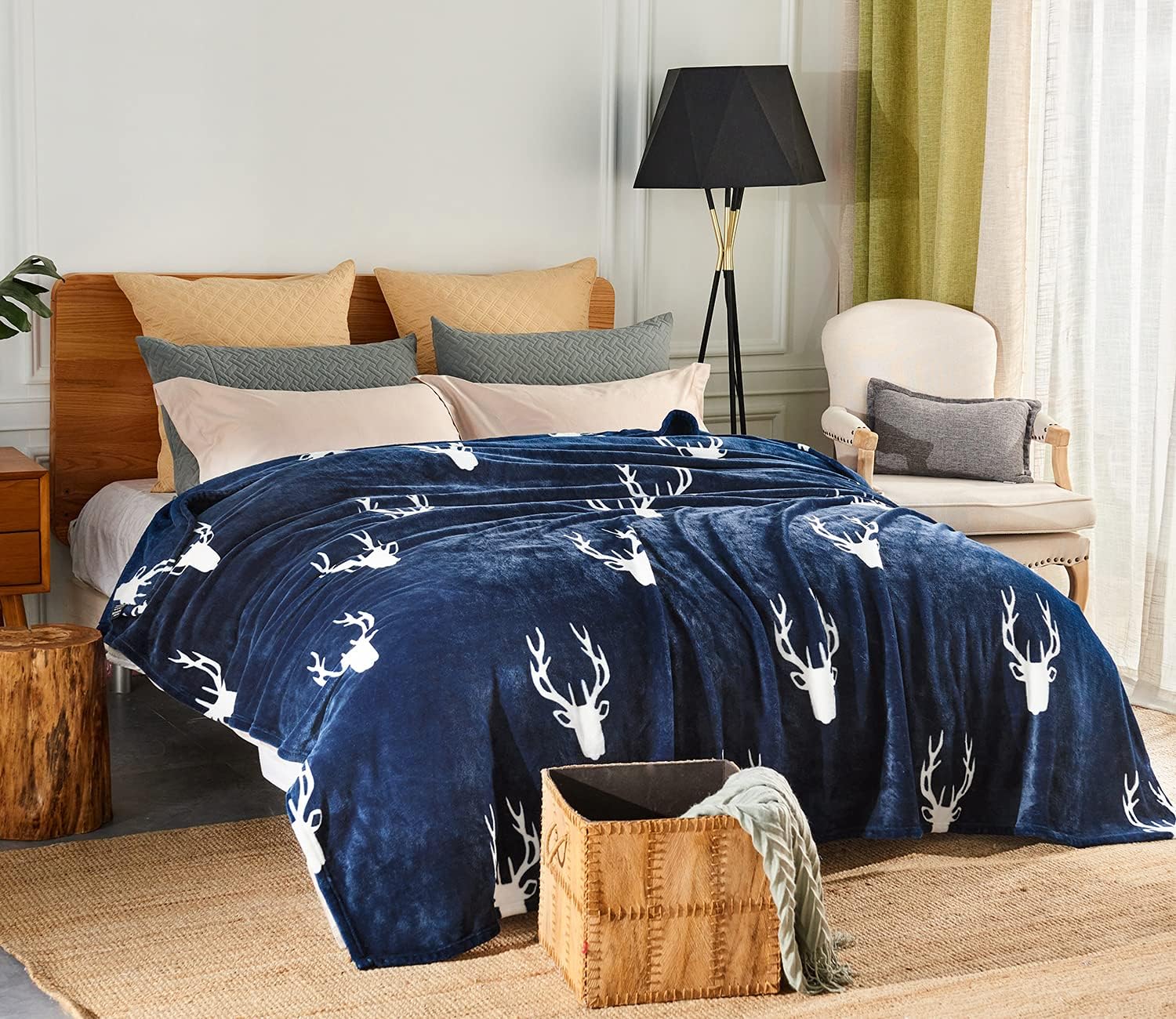 JML Plush Blanket, 300GSM Super Soft Warm Printed Flannel Fleece Blanket for Couch and Sofa (Deer, King)