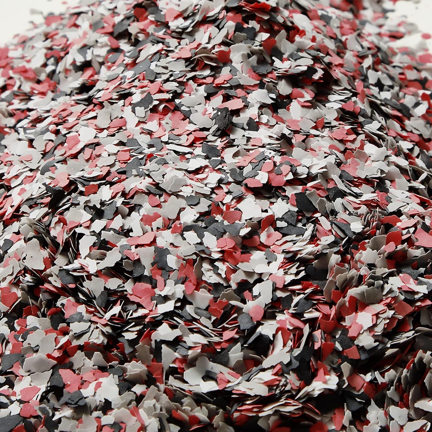 700 G/ 1.54 Lb Blend Decorative Color Chips Concrete Floor Coatings Paint Flakes for Garage Floor Paint Interior Exterior Walls Floors(Black, White, Grey, Red)