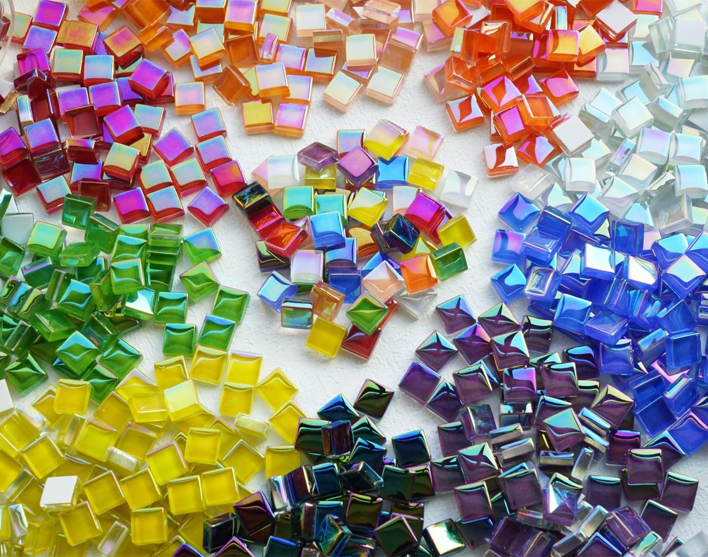 CHICSHIS 300G Mixed Colours Crystal Glass Tiles, 10x10mm Square Mosaic Tiles with Smooth Edges, 300pcs Small Stained Glass Pieces Great for DIY Mosaic Crafts, Home Decor