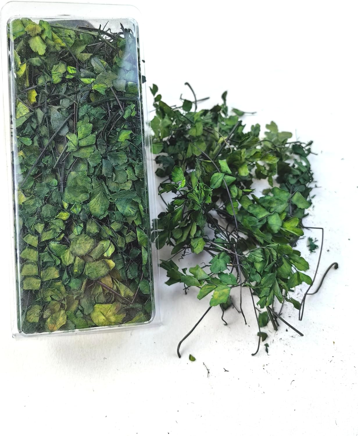 Realistic Miniature Vine Vegetation for DIY Model Trees Basing Material Kit, Realistic Miniature Leaves Simulation Leavesfor Train Landscape Railway Artificial Grass Modeling (Dark Green)