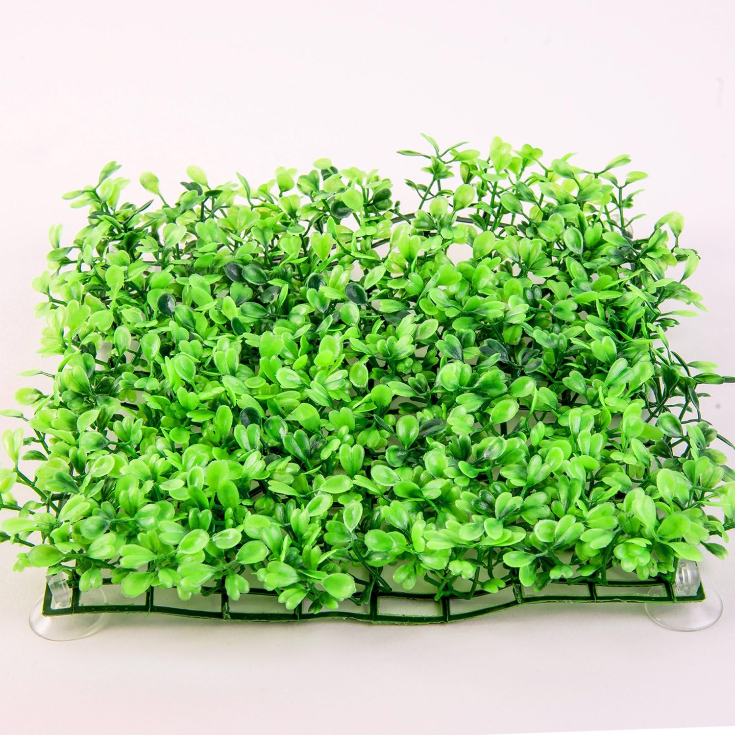 SLSON Aquarium Decorations Grass Artificial Plastic Lawn 9 inches Square Landscape Green Plants for Saltwater Freshwater Tropical Fish Tank Decoration,with 8 Pcs Suction Cups