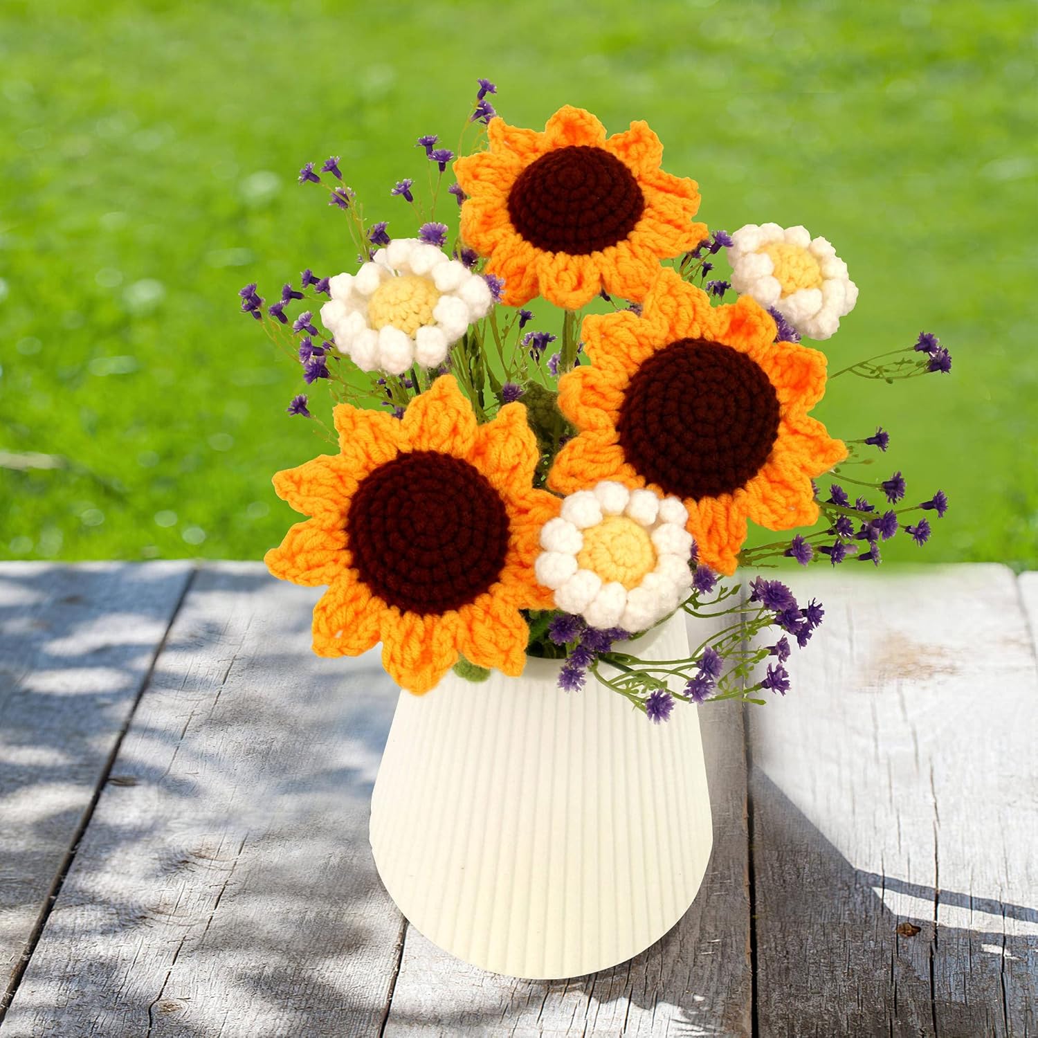 Levvohd 8Pcs Knitted Fake Sunflower Daisy Artificial Flowers for Decoration, Wool with Stems Babys Breath Yellow White Bulk ​Bouquet, for Festival Party Table Centerpieces Gift (Handmade Purple)