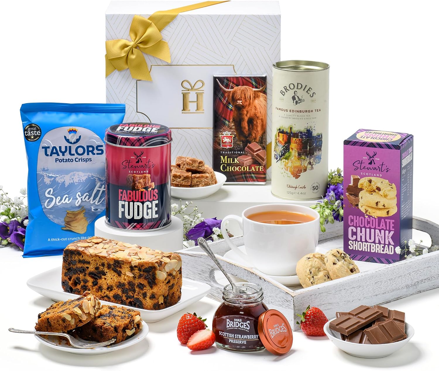 Hattie's Gifts Scottish Afternoon Tea Hamper for 2 with Dundee Cake & Fudge
