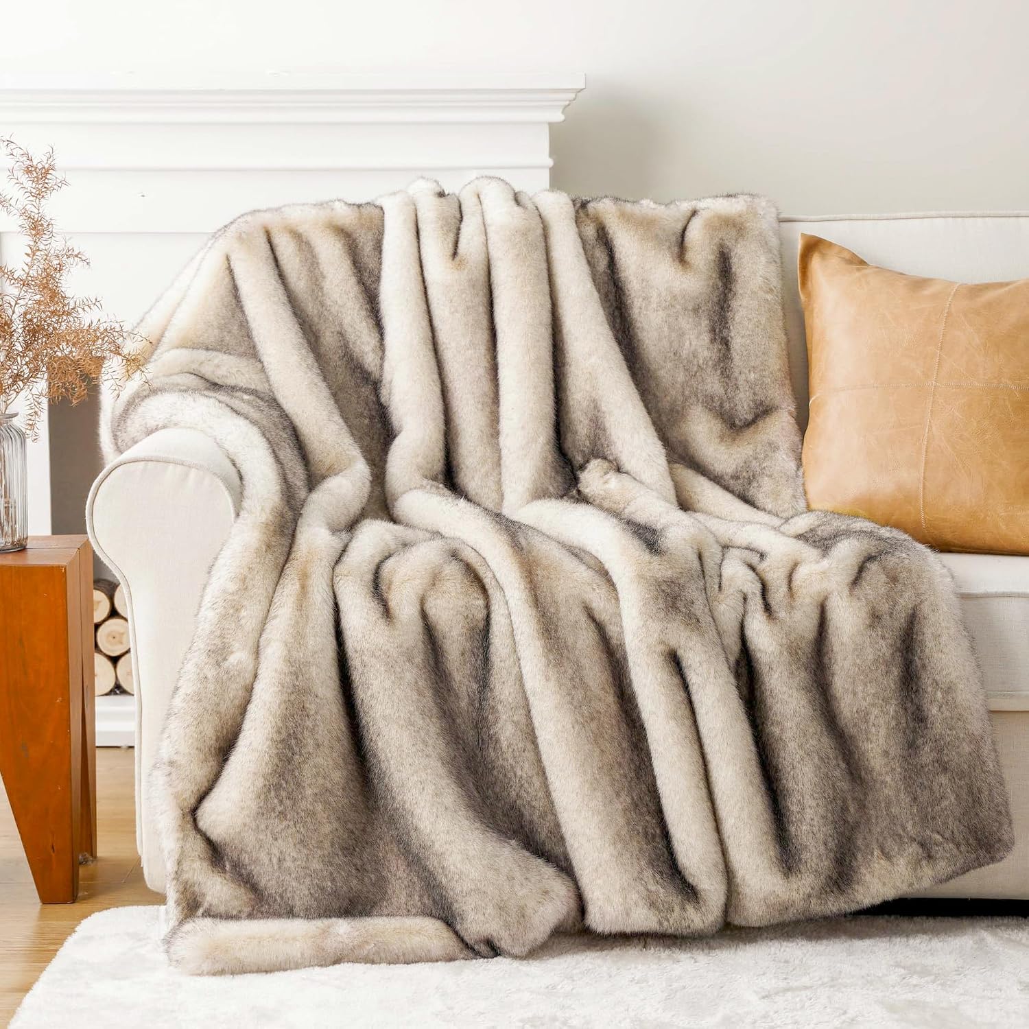 BATTILO HOME Cream Faux Fur Throw Blankets 150x200cm