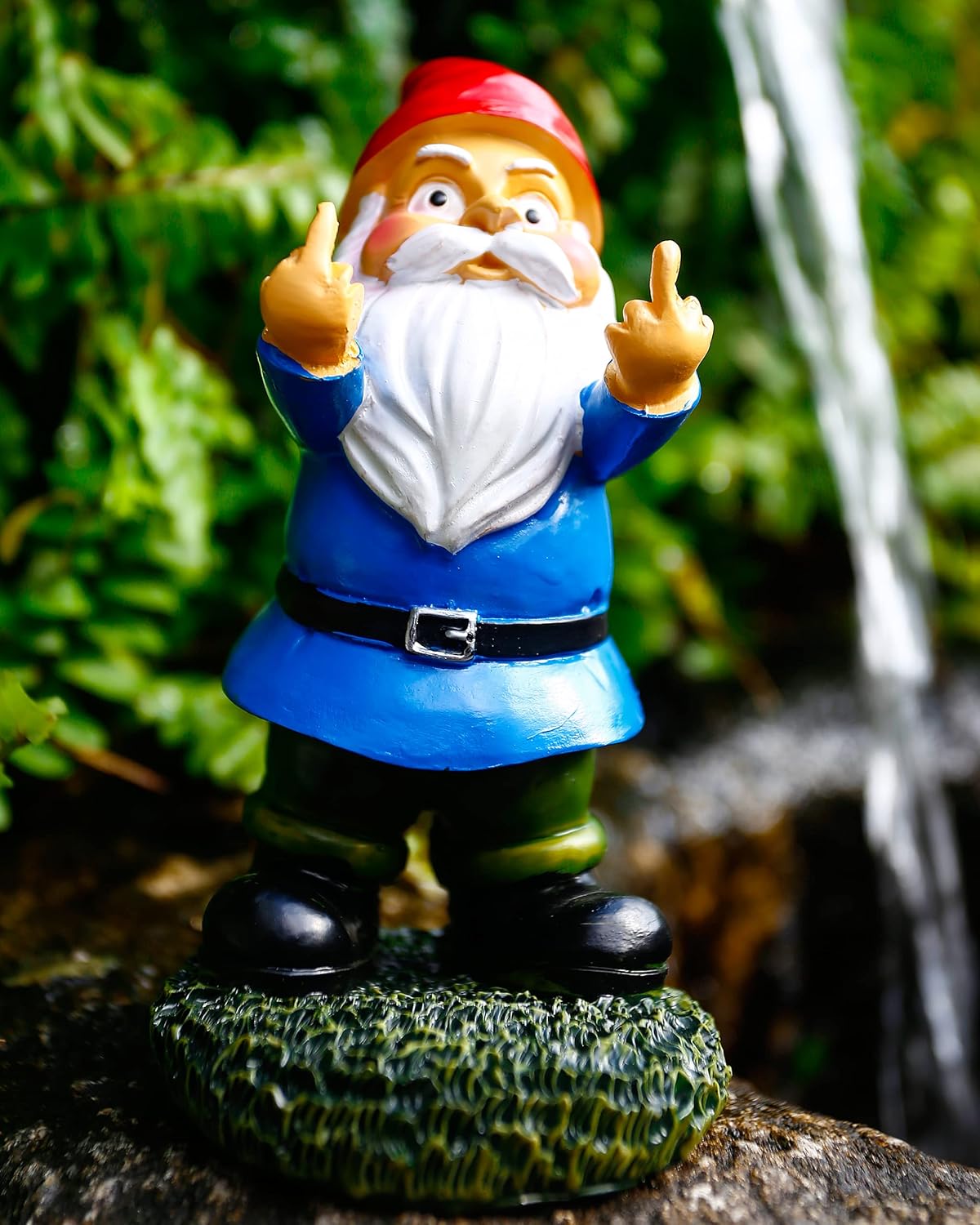 Funny Garden Gnomes, Colorful Garden Ornaments Double Middle Finger Outdoor Naughty Resin Gnome Figurine Gift 13.97cm