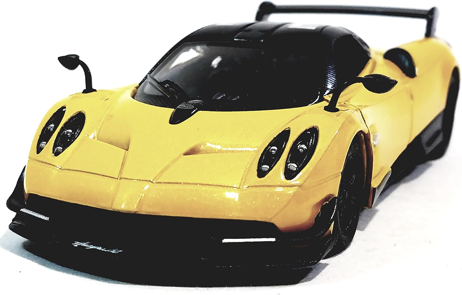 KiNSMART - 2016 Pagani Huayra BC 5" 1:38 Scale Die Cast Metal Model Toy Car w/Pullback Action (Yellow)