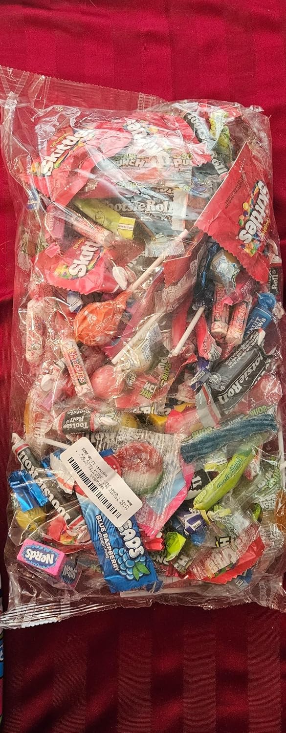 Chocolate Assorted Bulk Candy Variety Pack 2lb - Mini Chocolate Bars, Milk & Dark Chocolate Mix - Individually Wrapped Bulk Candy for Office Snacks, Party Favors and Bags