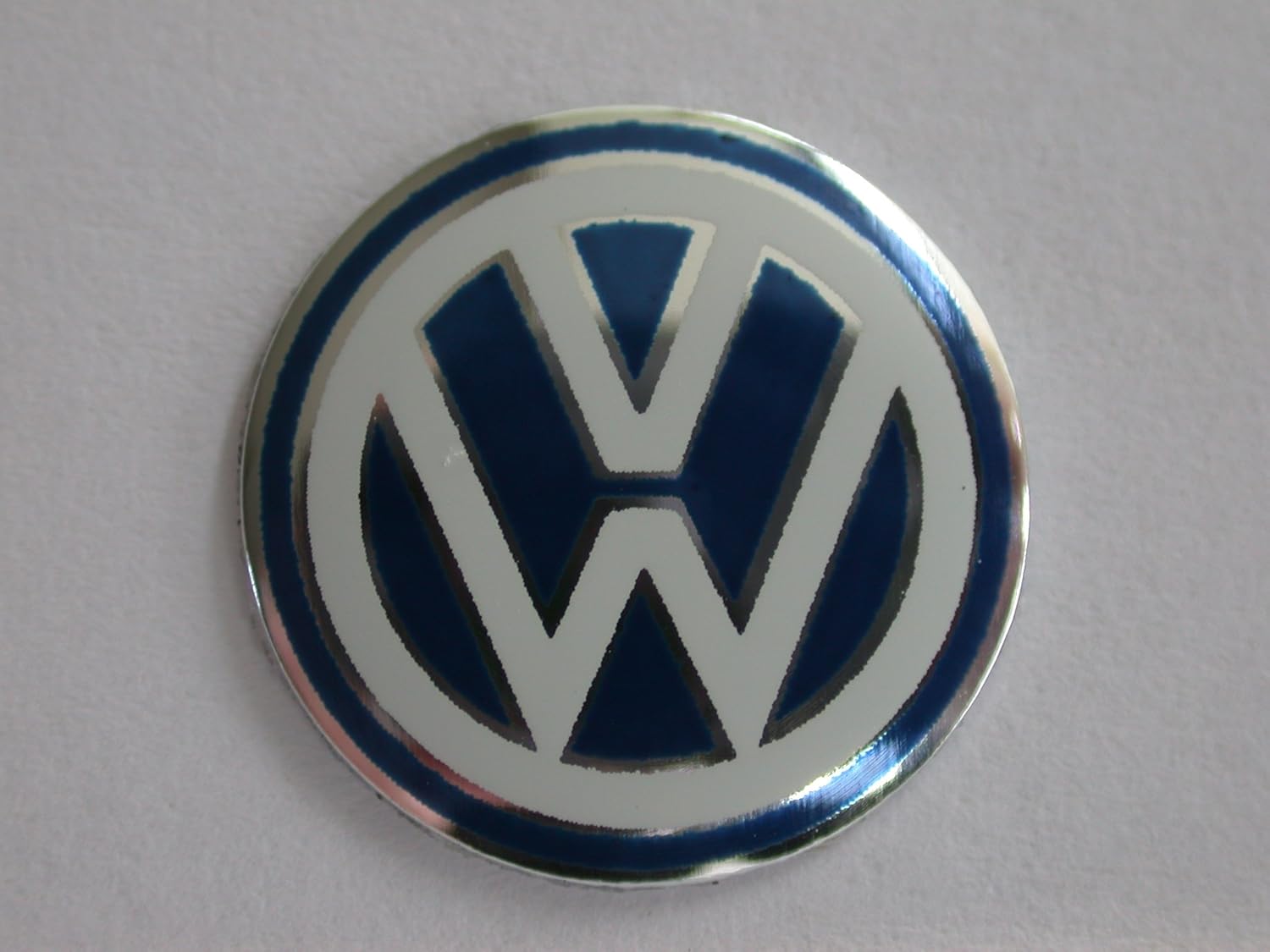 1x Blue VW Volkswagen Replacement CAR Key FOB Logo Badge Size 15MM Emblem Golf Passat Polo Lupo