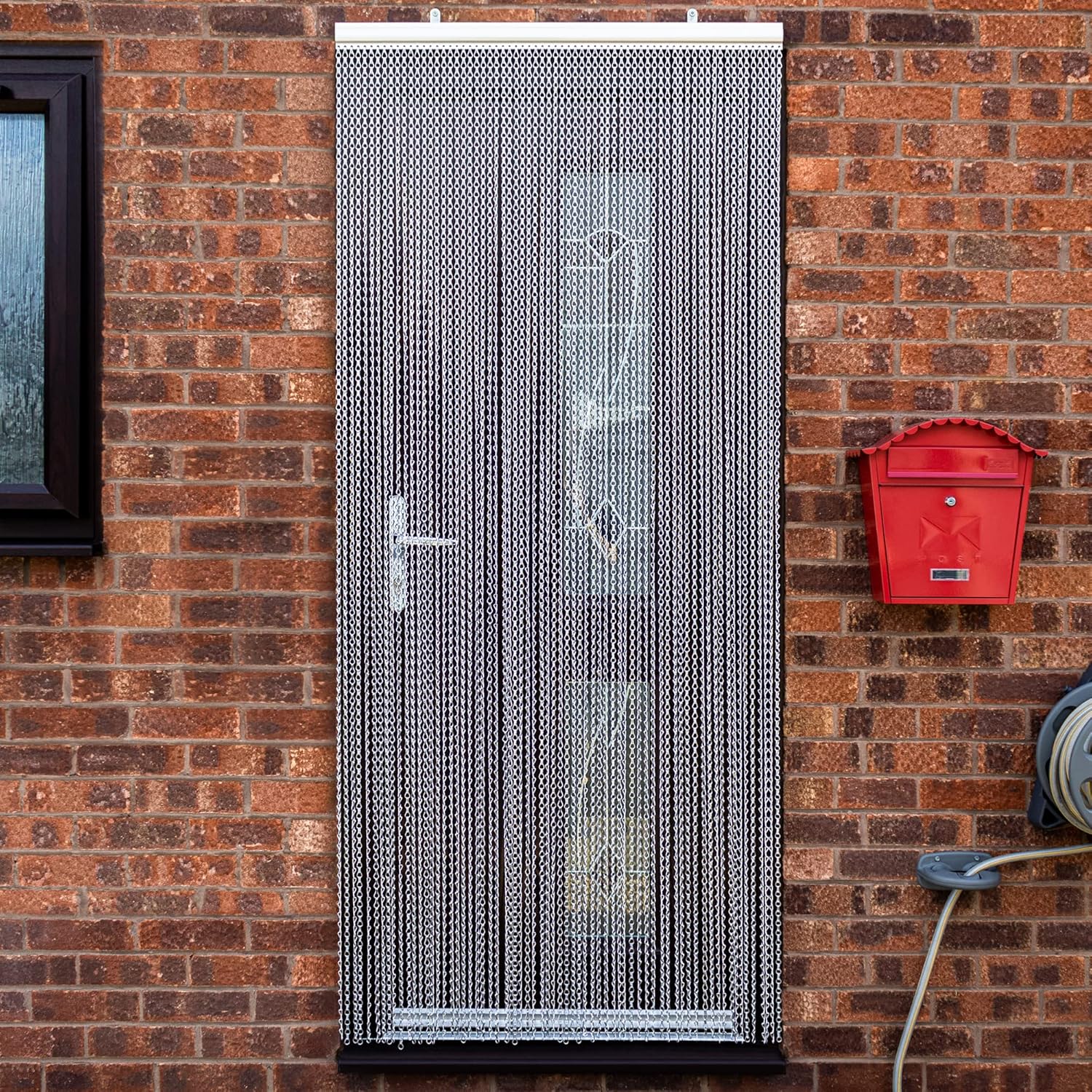 Silver 89x210cm Aluminium Chain Fly Screens for Doors. Metal Door Fly Screen Curtain for Indoor and Outdoor Use for Keeping Out Flies, Insects, Wasps