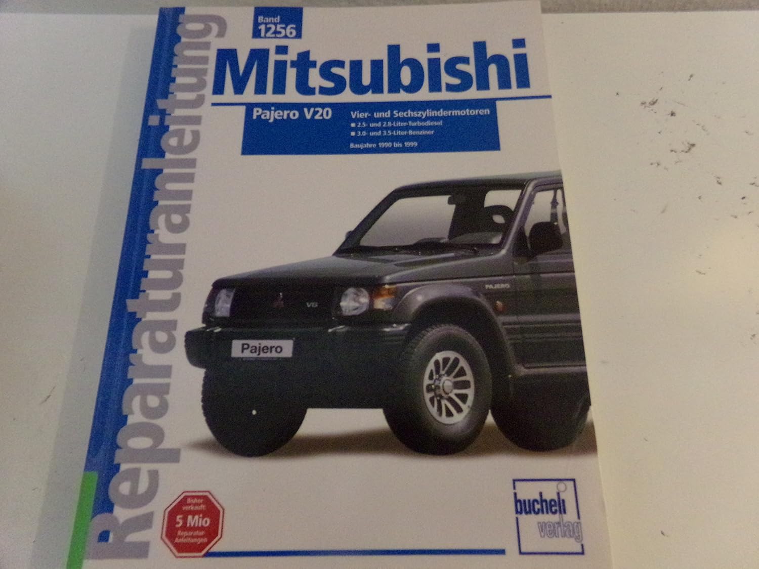 Mitsubishi Pajero V20 ab Baujahre 1990 bis 1999: Vier- und Sechszylindermotoren. 2.5- und 2.8-Liter-Turbodiesel, 3.0- und 3.5-Liter-Benziner.