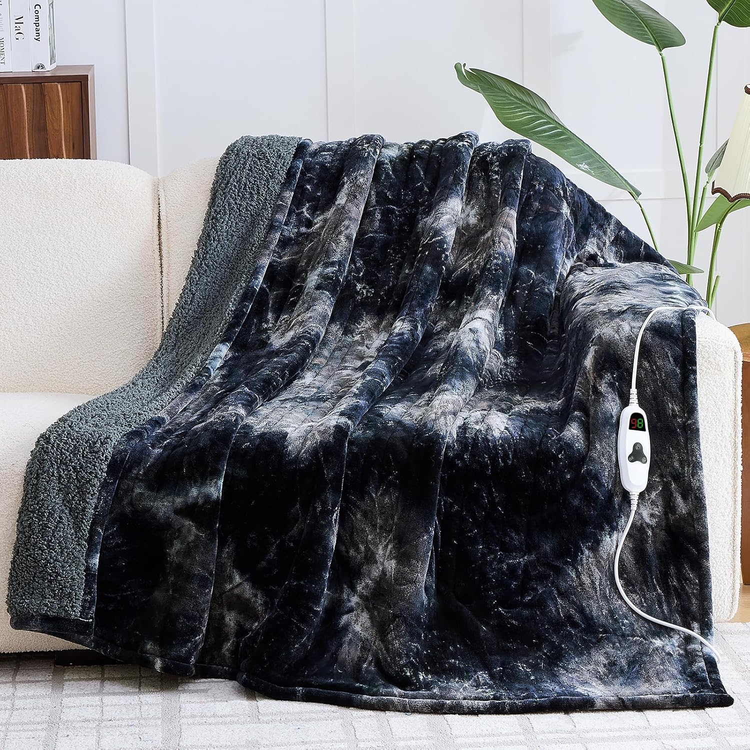 greenoak Heated Electric Blanket Throw, Faux Fur Sherpa Heating Blanket for Sofa Bed, Warm Winter Gift for Adults, Heater Lap Blankets 5-Position Timer &10 Heating Levels 50''*60" Lacquered Black
