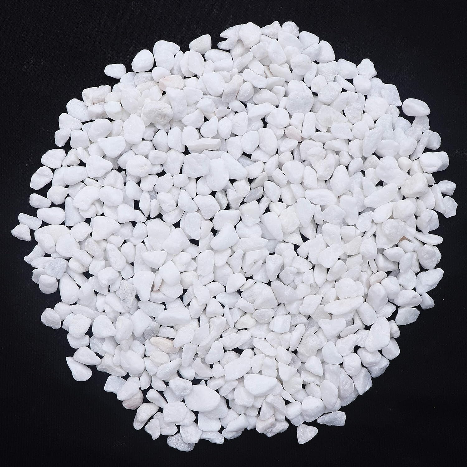 Natural White Pebbles,500G Mini Assorted Pebble Stones Pebble Decorative Landscape Rock DIY Polished Rocks for Aquariums Landscaping Vase Fillers Succulent Garden