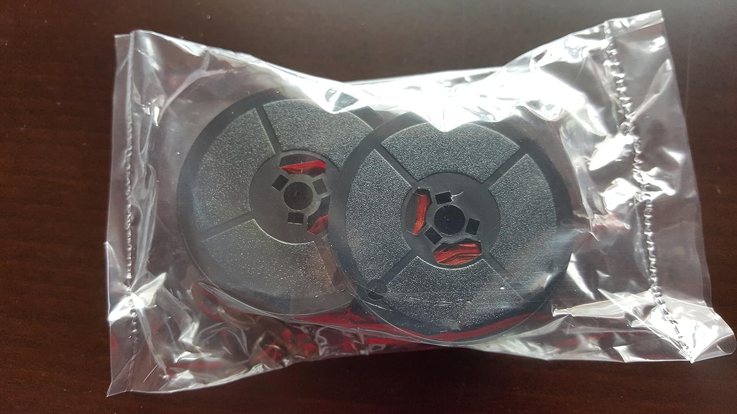 OLIVETTI LETTERA 22 24 32 STUDIO 45 D82 TWIN SPOOL TYPEWRITER RIBBON BLACK RED