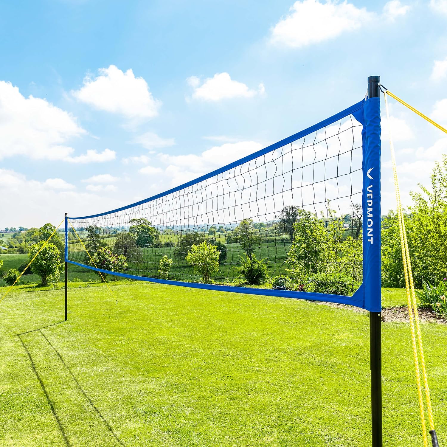 Vermont Portable Volleyball Set - Garden/Beach Set | Professional Regulation Volleyball Net - Aluminium Telescopic Posts | Foldable Design | Carry Bag Included